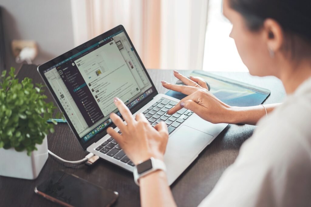 20 ideas efectivas para ganar dinero por Internet.