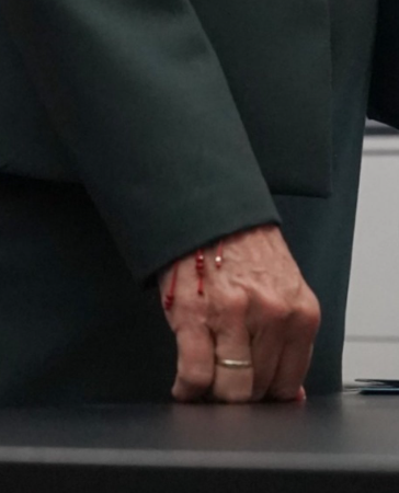 Pulsera que habla: Claudia Sheinbaum y el amuleto acaparó la atención a horas de su primer informe